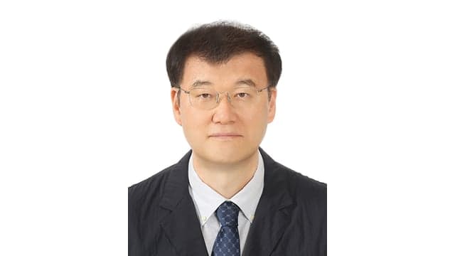 Hwa Kim avatar