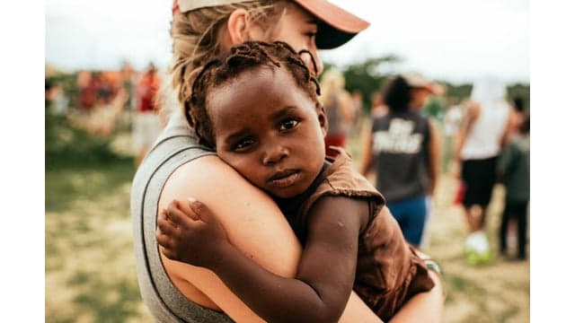 Child Migration and Human Rights in a Global Age